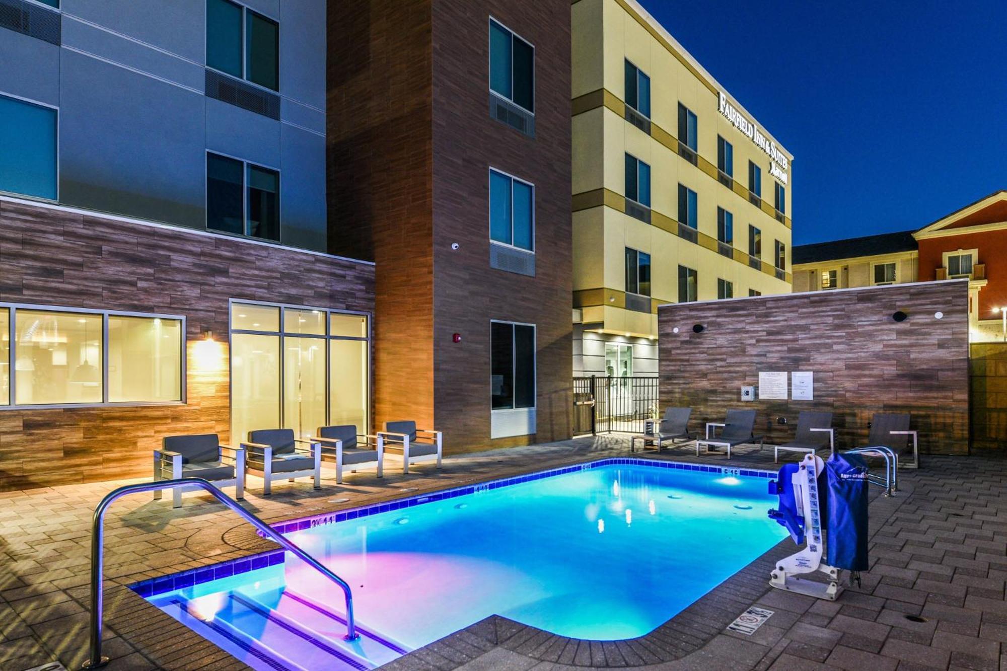 Fairfield Inn & Suites Ontario Rancho Cucamonga Luaran gambar